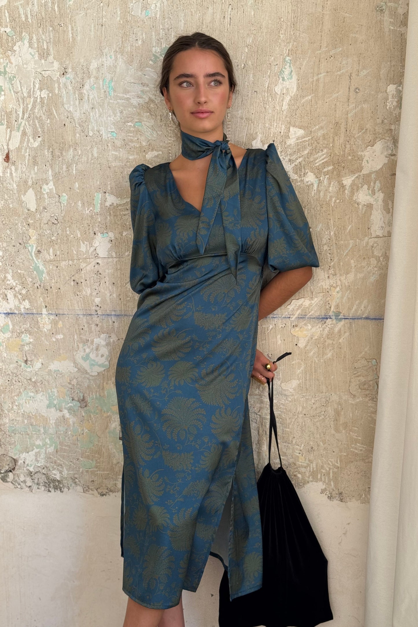 VESTIDO COMILLAS VERDE