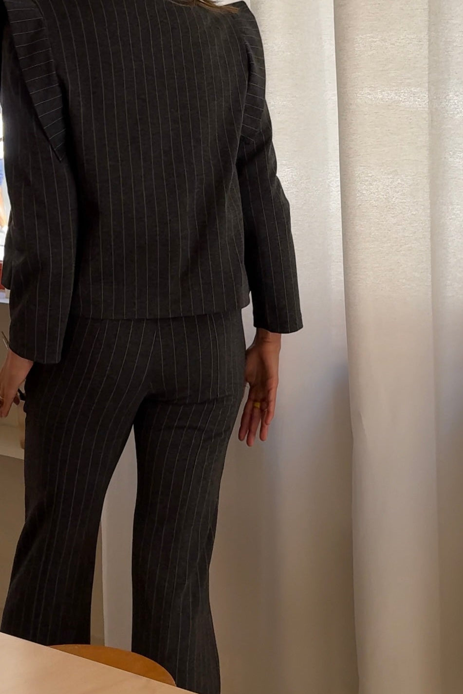 PANTALÓN GINEBRA DIPLOMÁTICA.