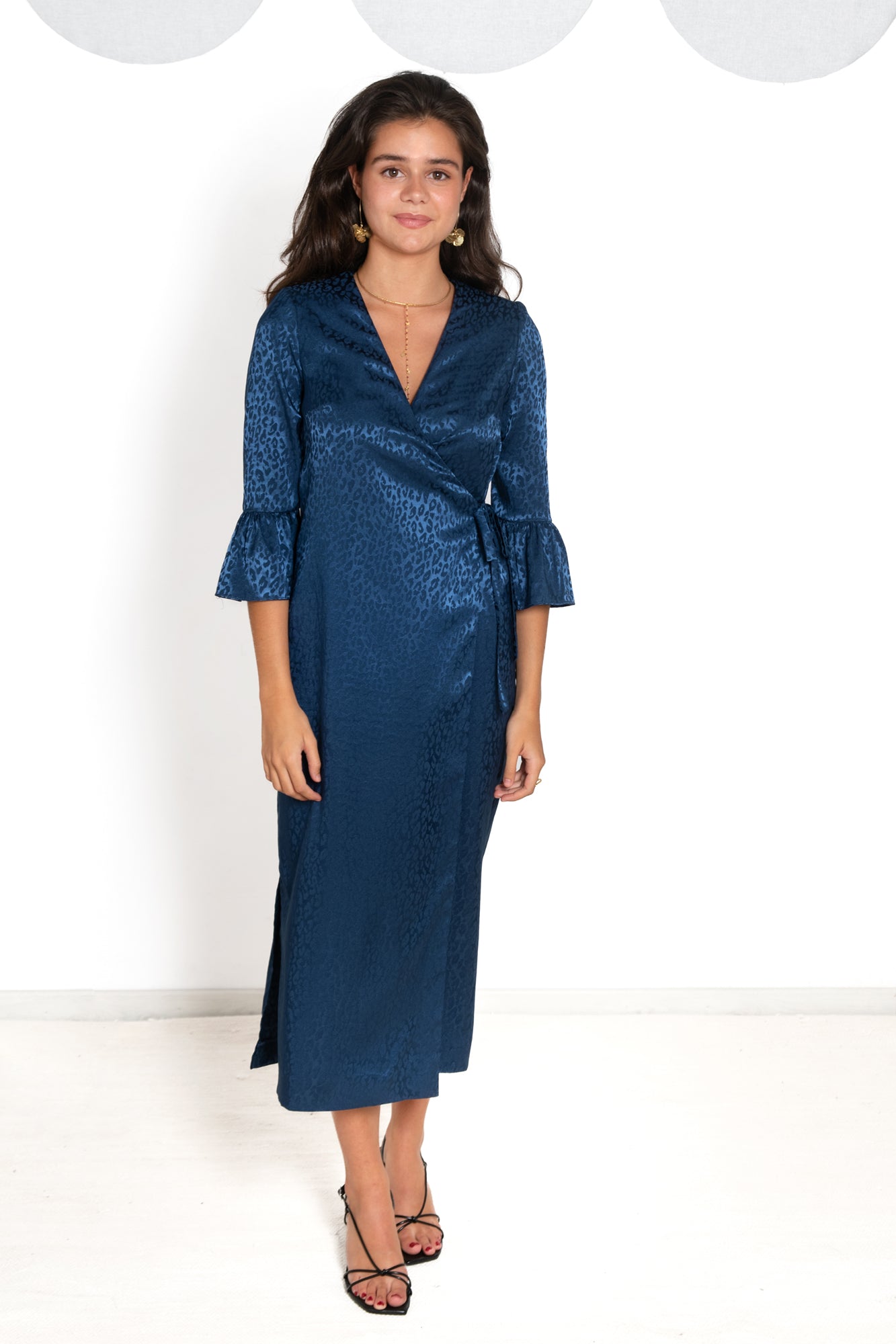 VESTIDO BERLIN MARINO. Da muy poca talla.