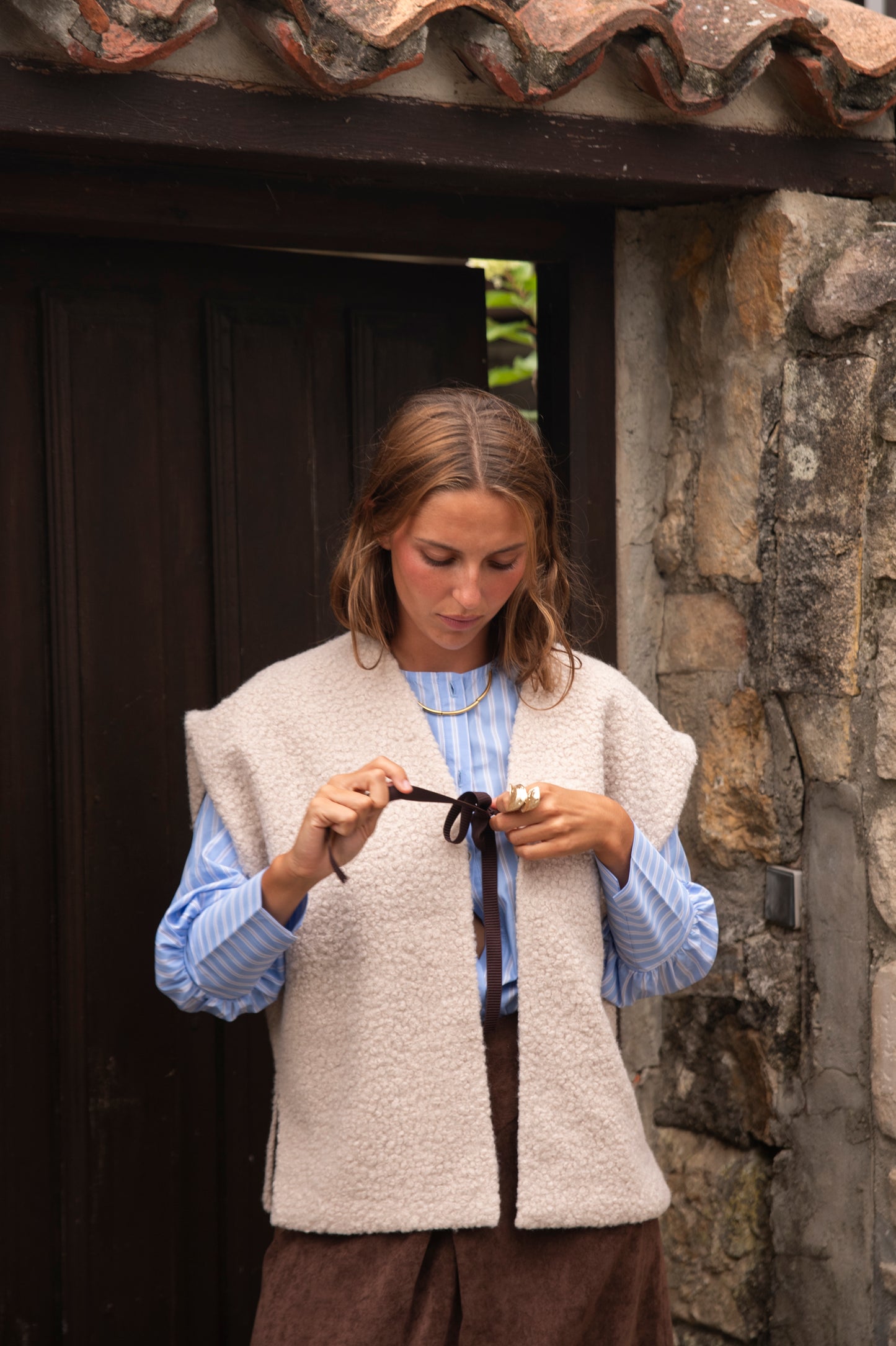 CHALECO NAZARET BLANCO.