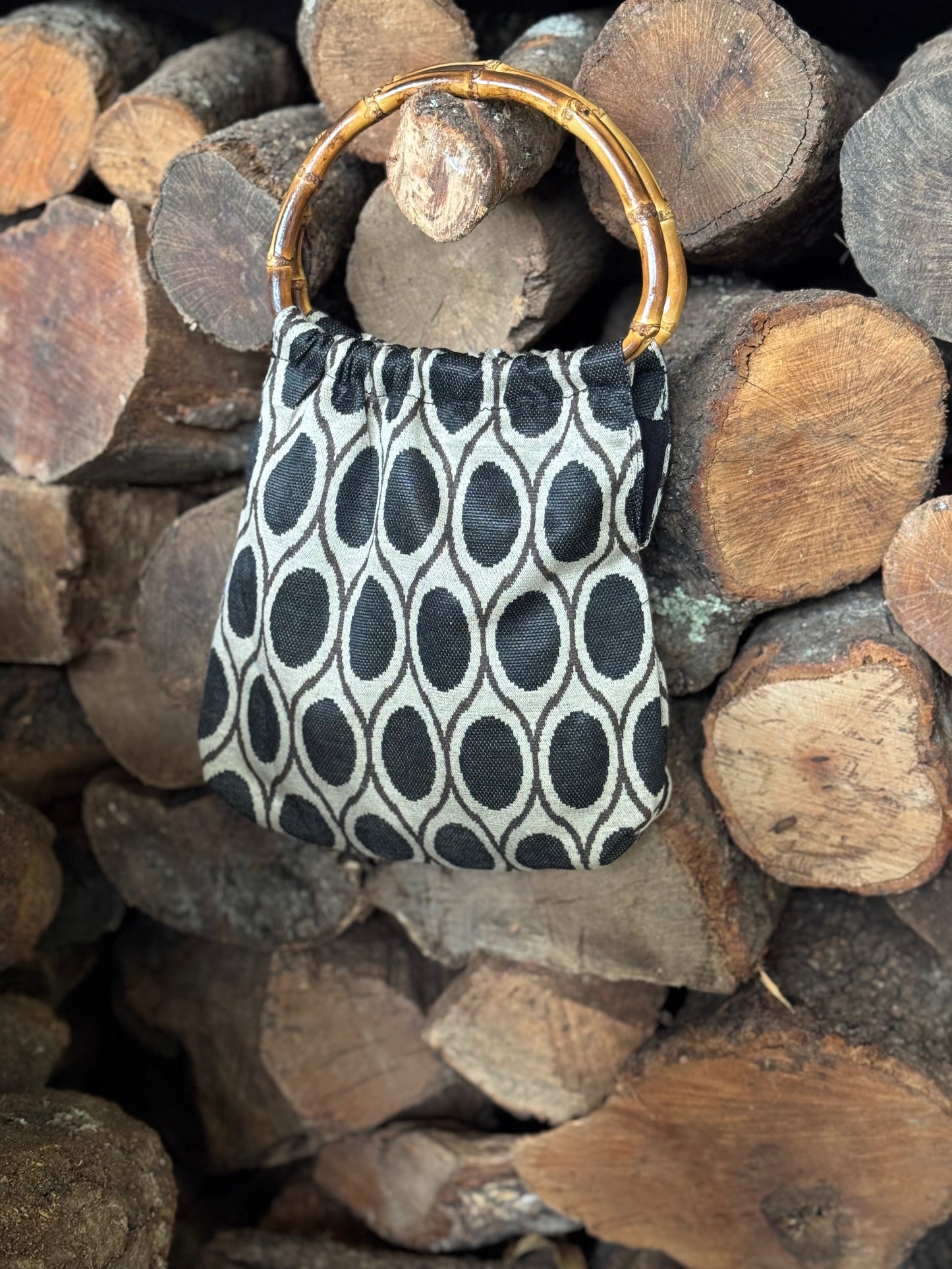 BOLSO BAMBÚ PUNTO CIRCULOS