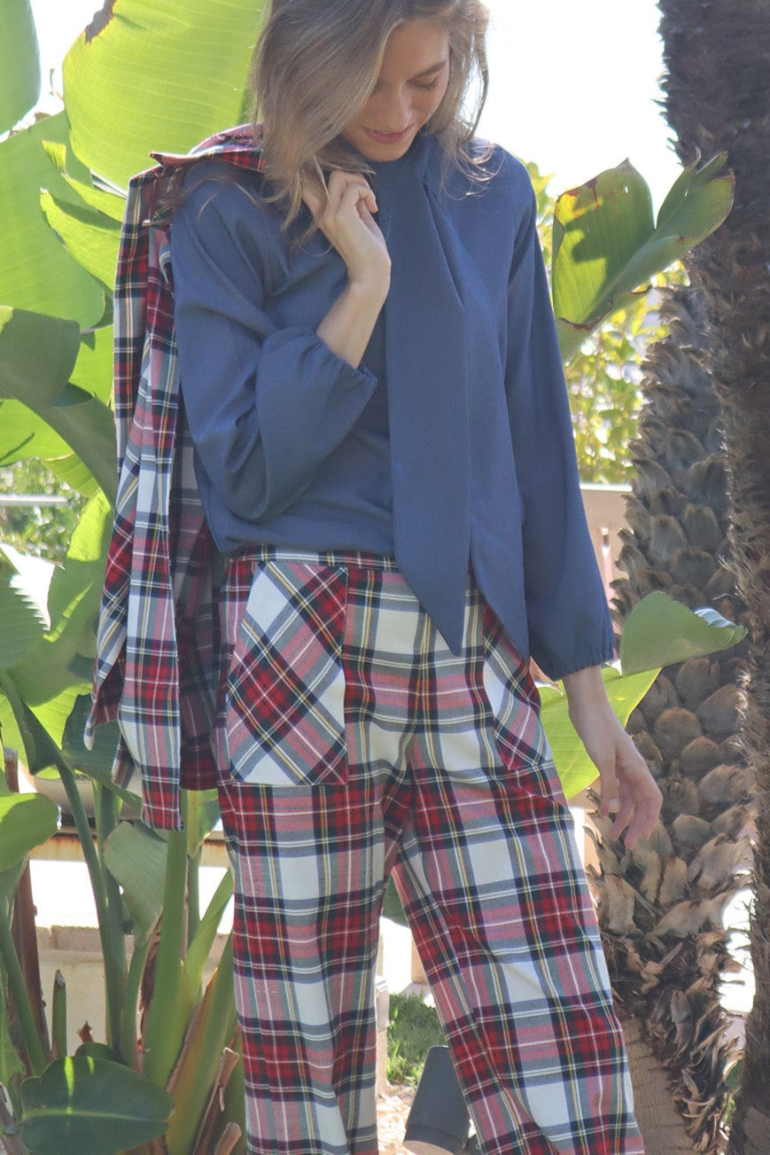 PANTALON ESCOCIA TARTAN. Pide una talla más