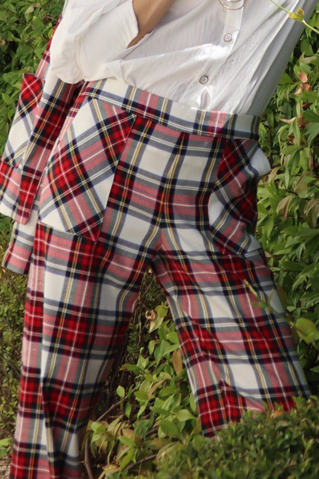 PANTALON ESCOCIA TARTAN. Pide una talla más