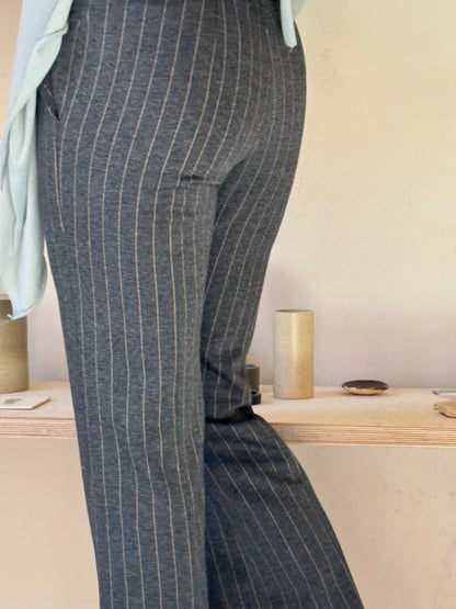 PANTALÓN GINEBRA DIPLOMÁTICA.