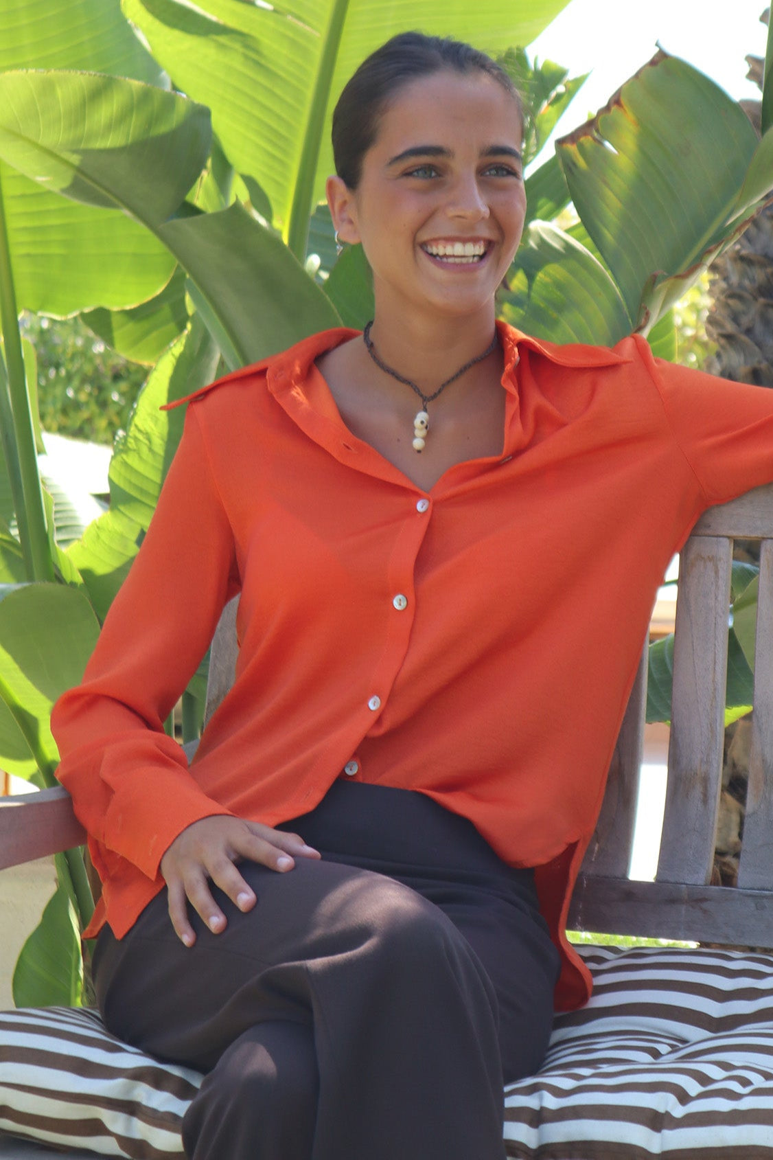 PANTALON CALCUTA MARRON. La talla L disponible el 26 de Enero.