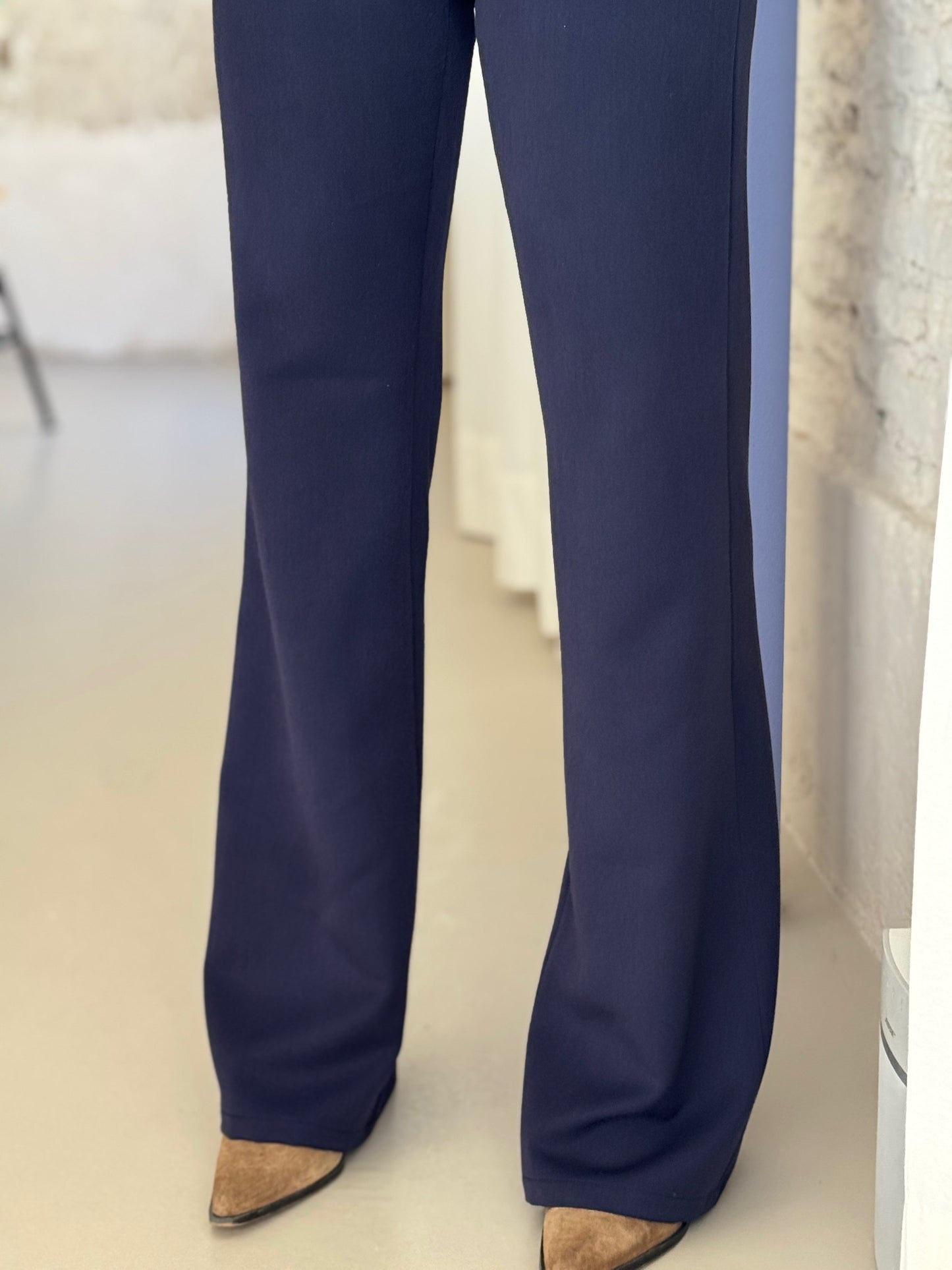 PANTALON CALCUTA MARINO.