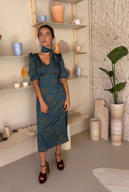 VESTIDO COMILLAS VERDE