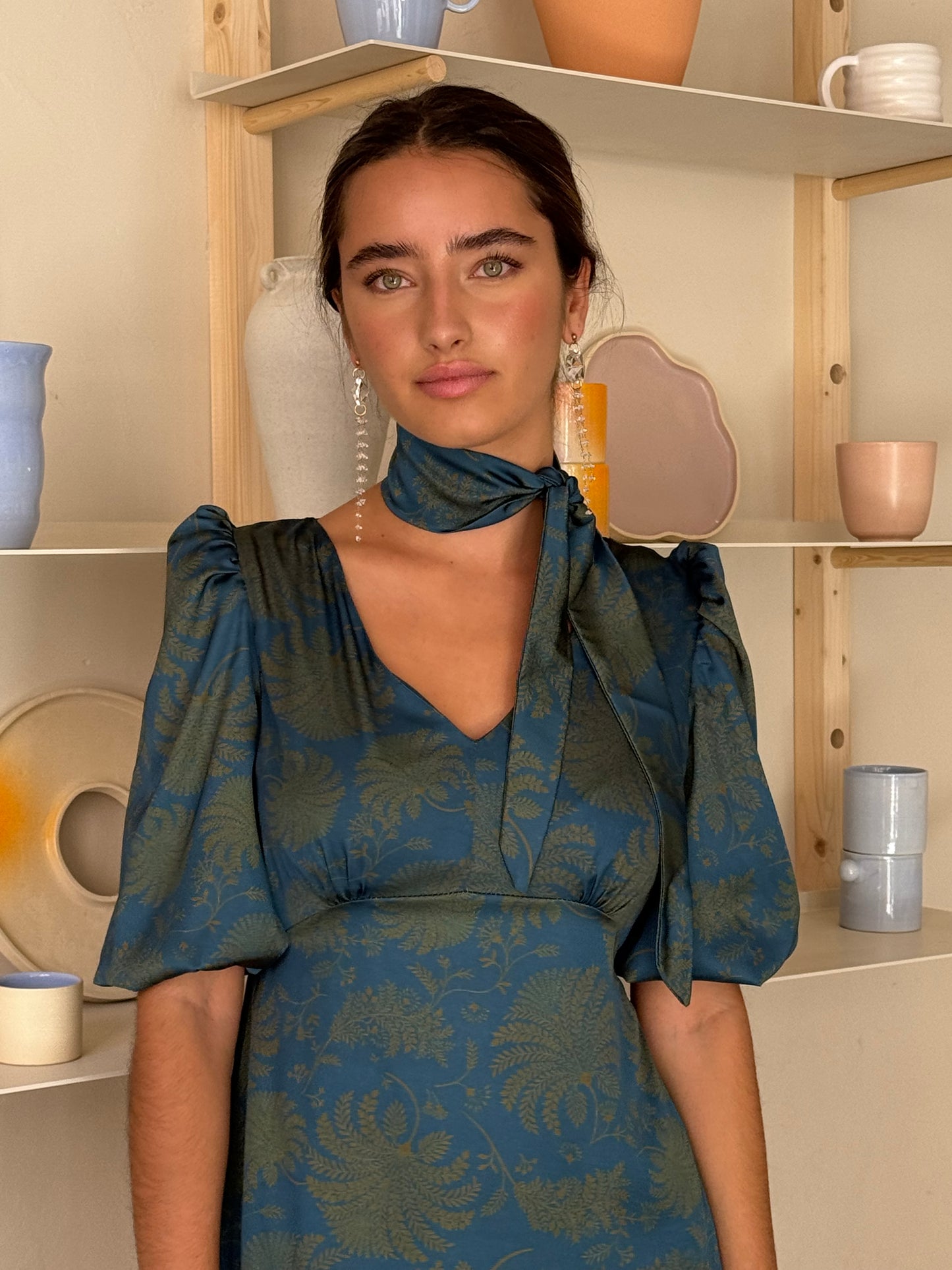 VESTIDO COMILLAS VERDE