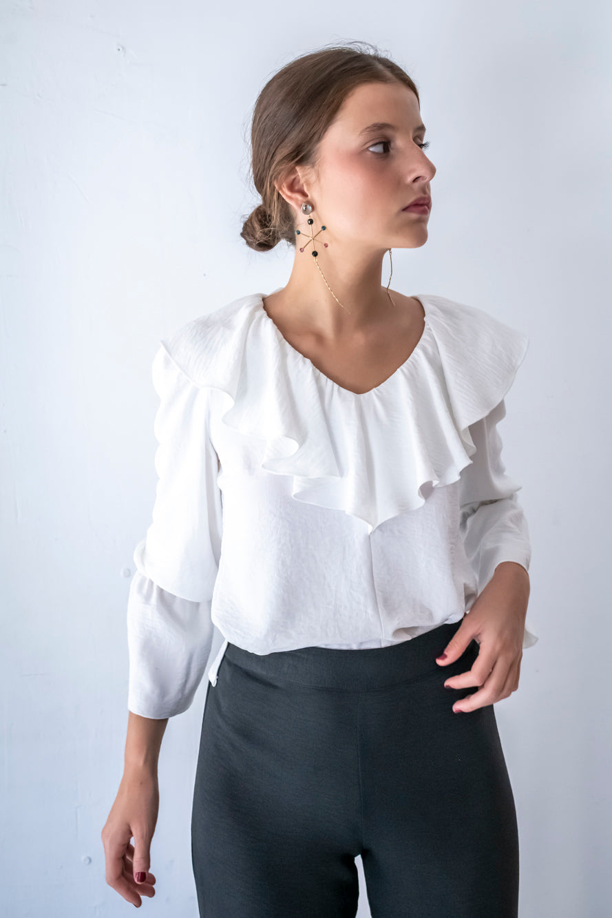 CAMISA ROMÁNTICA BLANCA